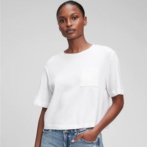 Gap • NWT •'90s Reissue Cropped T-Shirt